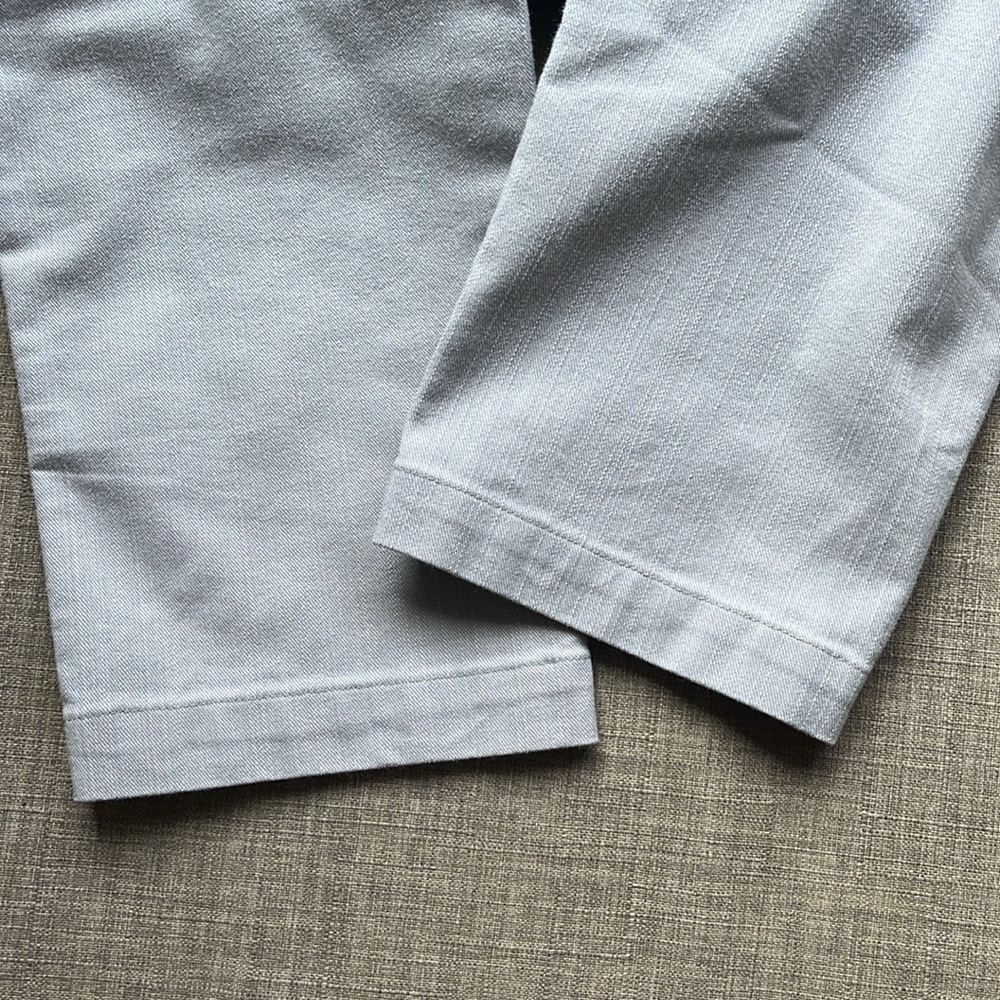 Mountain Hardwear Gray Cropped Pants Capri Pockets Size 4 - Picture 10 of 11